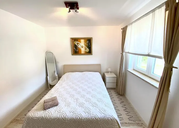 Cozy Apartment Porec